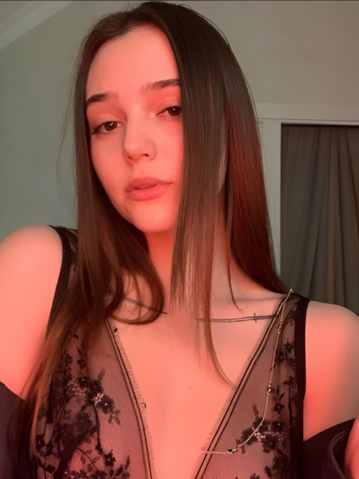 Леля привлекательная девушка из Новочеркасска цена от 2000 руб