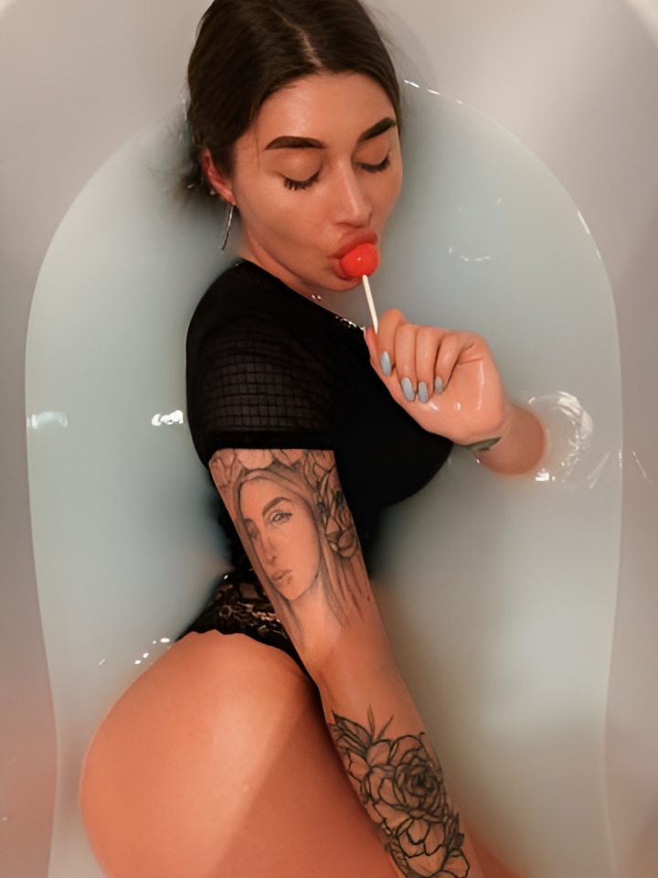 Наталья привлекательная девушка из Новочеркасска цена от 10000 руб