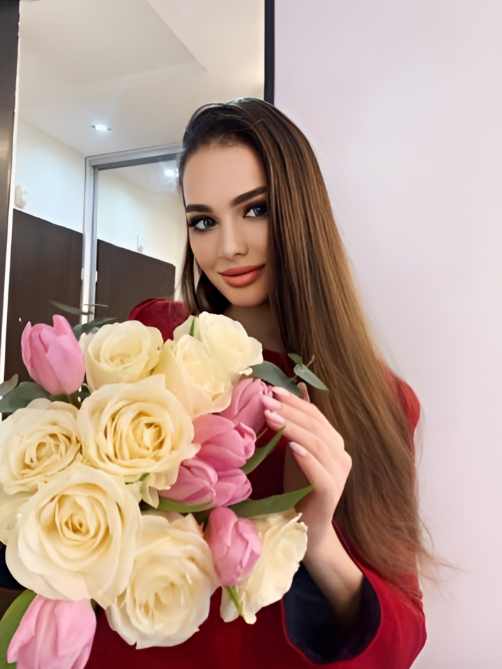 Слава привлекательная девушка из Новочеркасска цена от 2000 руб