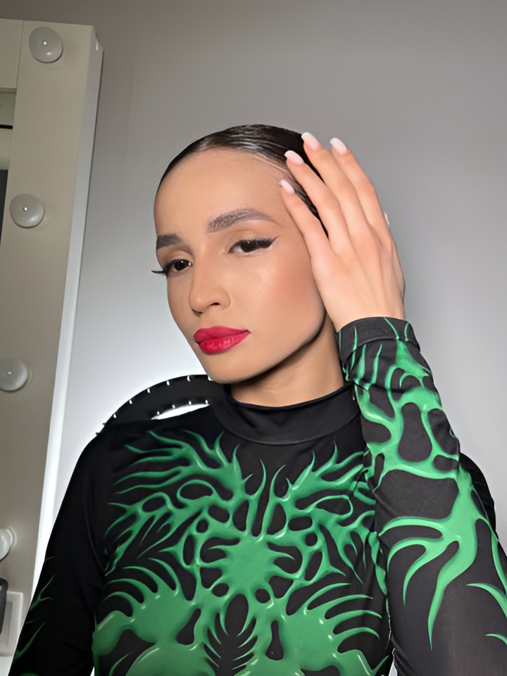 Снежанна привлекательная девушка из Новочеркасска цена от 5000 руб