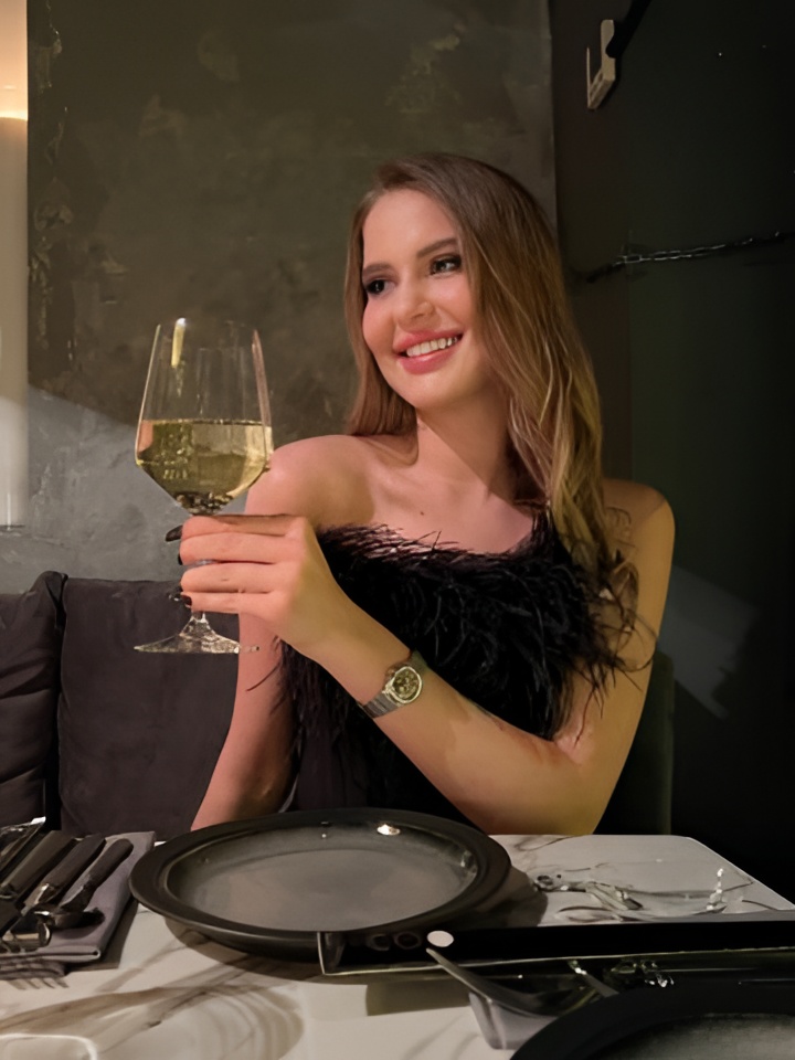 Индивидуалка Зина, доступна для личного знакомства от 5000 руб