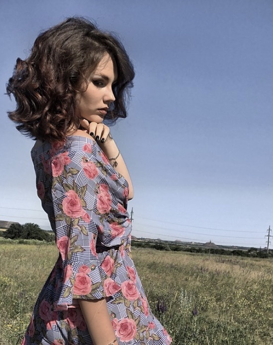 Надя привлекательная девушка из Новочеркасска цена от 4000 руб