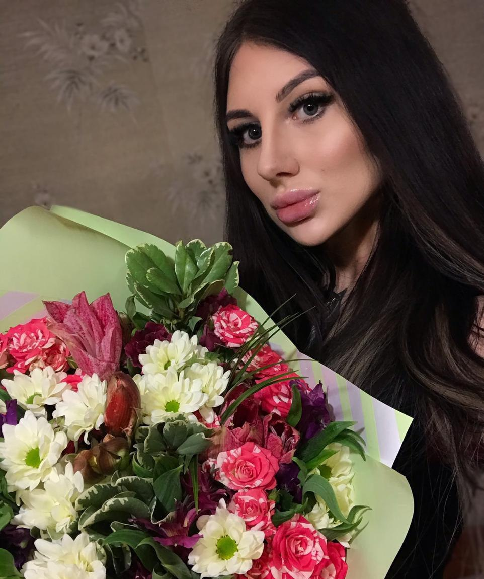 Ольга привлекательная девушка из Новочеркасска цена от 3500 руб